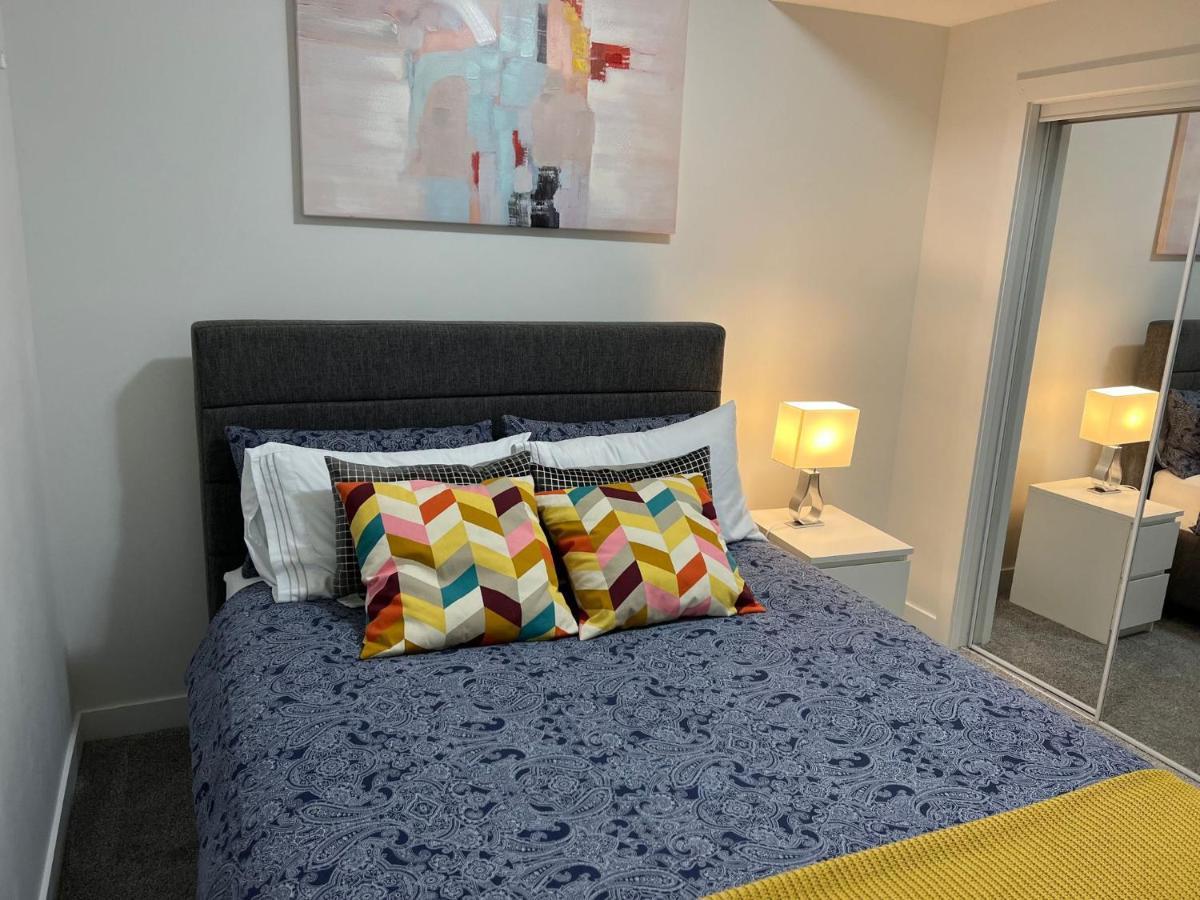 Beautiful 2 Bedroom Home Away From Home YYC Exteriér fotografie